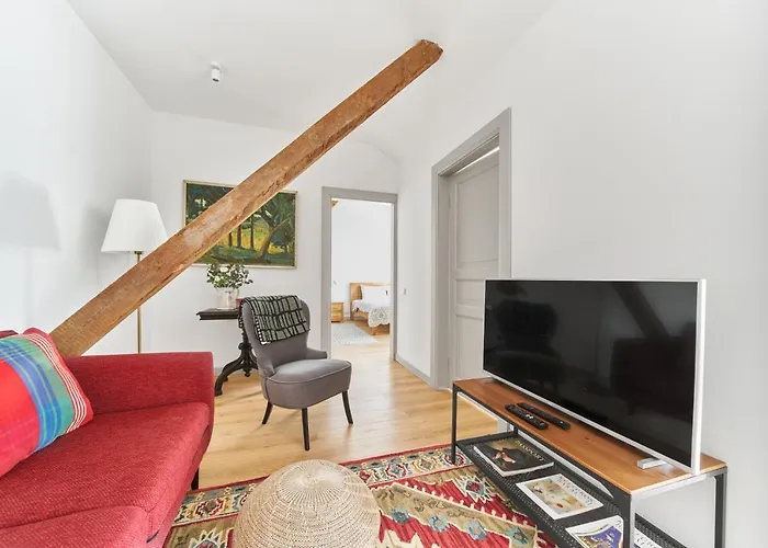 Modern Two-bedroom Apartment, City Centre Apartment *